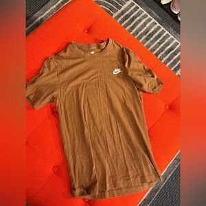 Nike Chestnut Brown Short Sleeve Tee